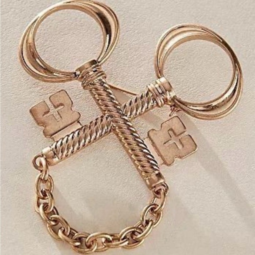 Free People Unlock Your Love Pin Gold brooch new NWT romantic trend key chain
